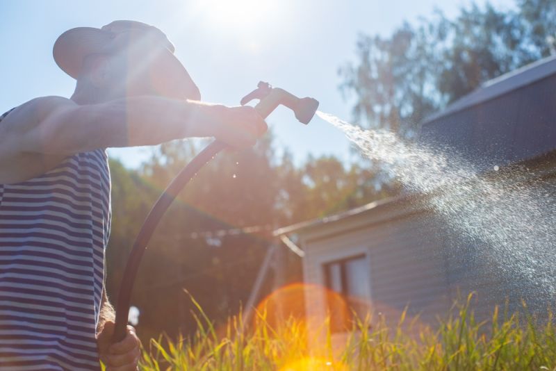 Thiết Bị Vòi Tưới Cây Ban Công đa Chức Năng