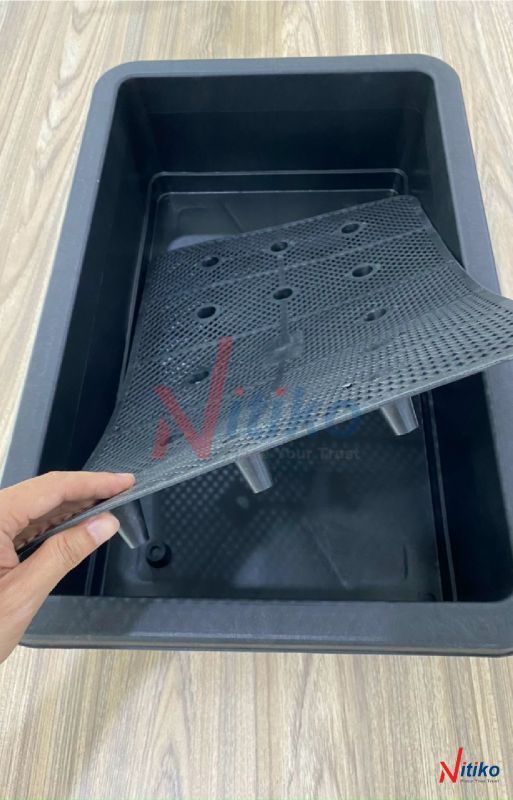 Khay Nhựa Den Trồng Rau Thông Minh 54